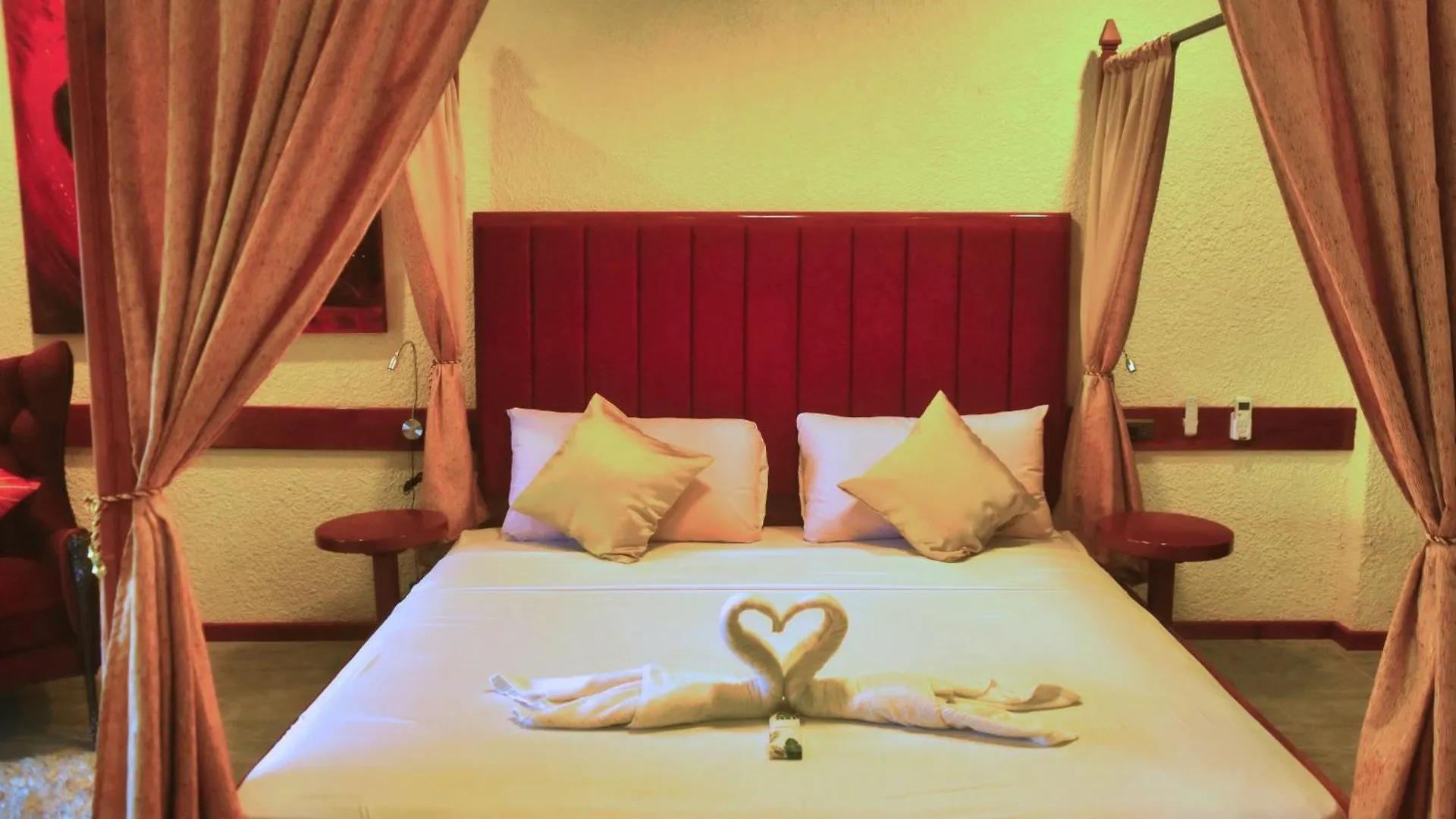P1 Club Resort Panglao 0*,